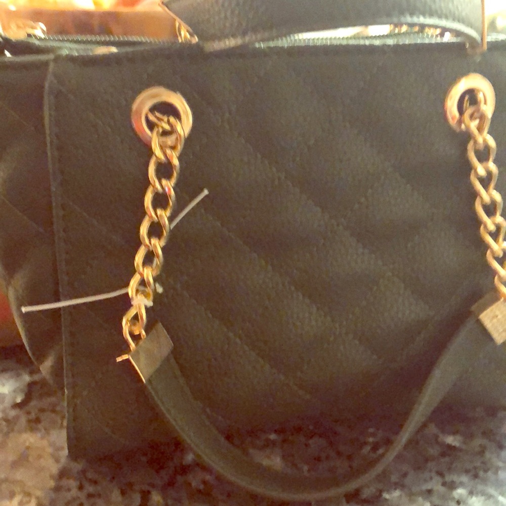 Hand bag